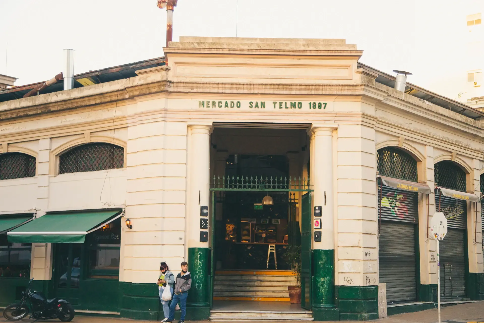San Telmo: mercato, quartiere e fiera domenicale