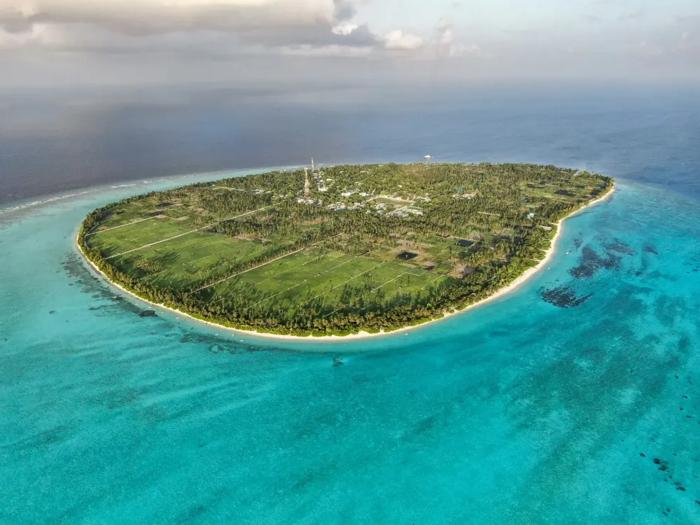 Thoddoo: Plan a Stay on a Local Island