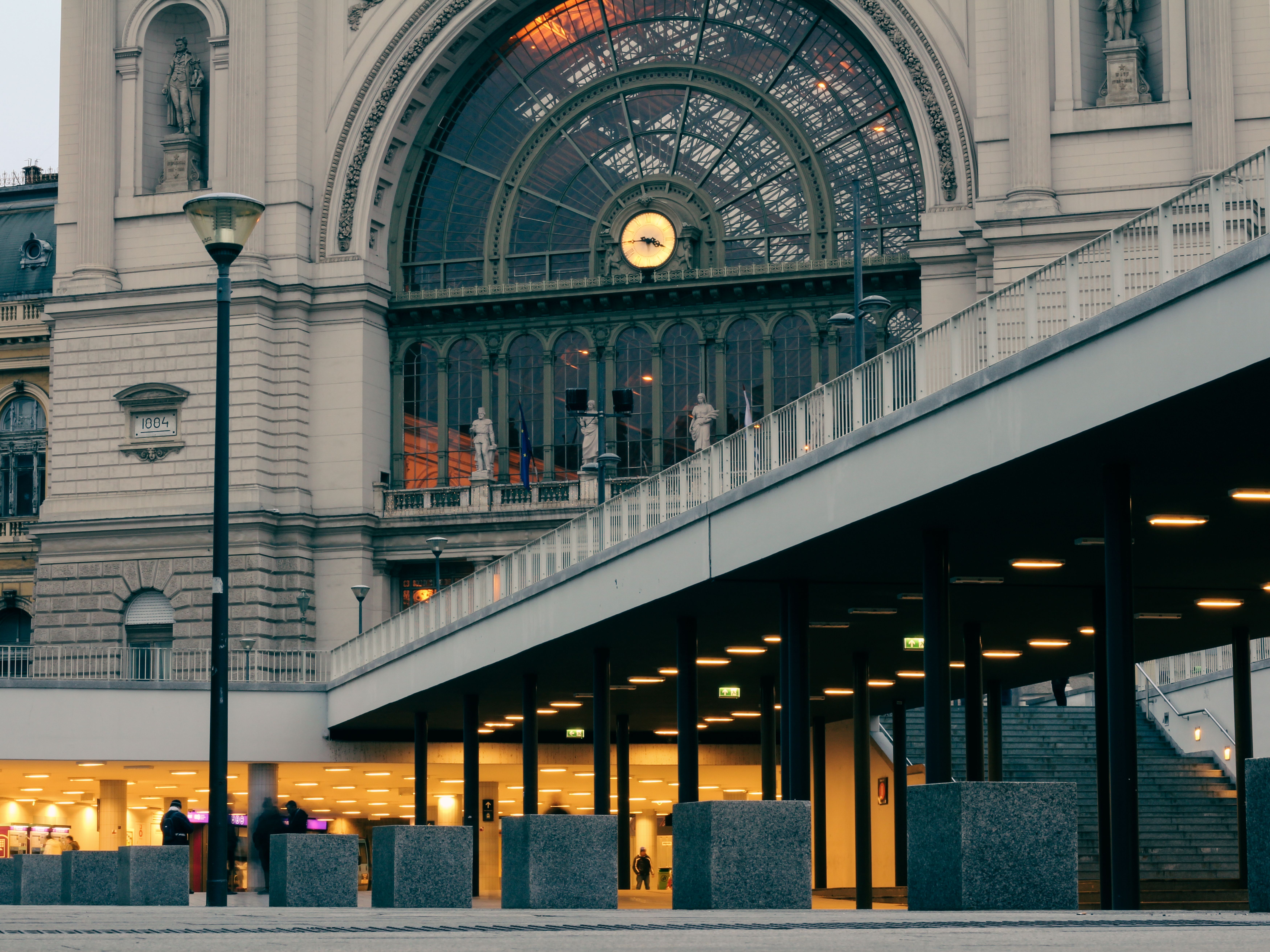 Train Vienne Budapest : guide 2026 billets et horaires